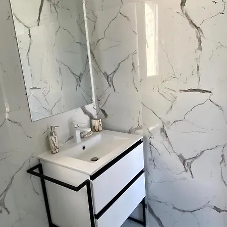 Ammos Luxury Suits And Residences