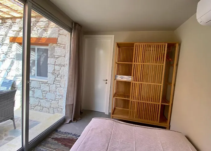 Ammos Luxury Suits And Residences *