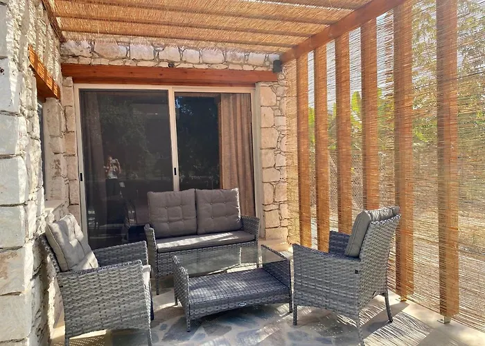 Ammos Luxury Suits And Residences *