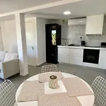 Villa Ammos Luxury Suits And Residences