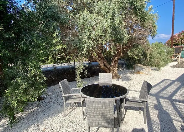 Ammos Luxury Suits And Residences