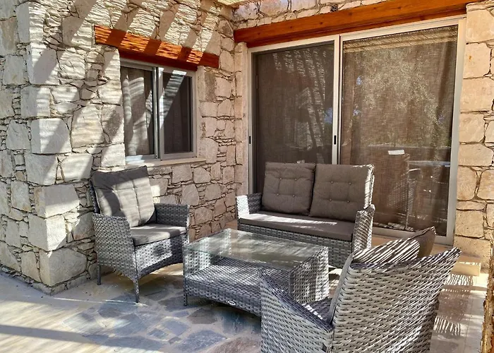 Ammos Luxury Suits And Residences *